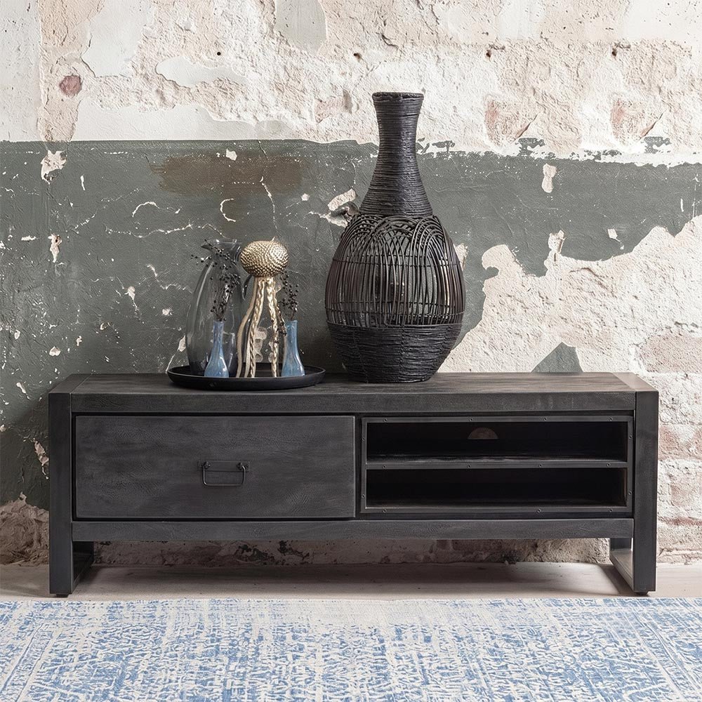 TV skrinka z mangového dreva Stockton Black 130 cm Mahom