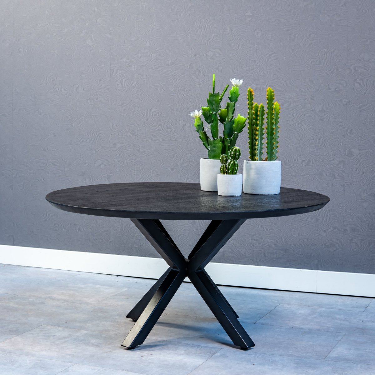 Konferenčný stolík z mangového dreva Vicenza čierny 90 cm Mahom